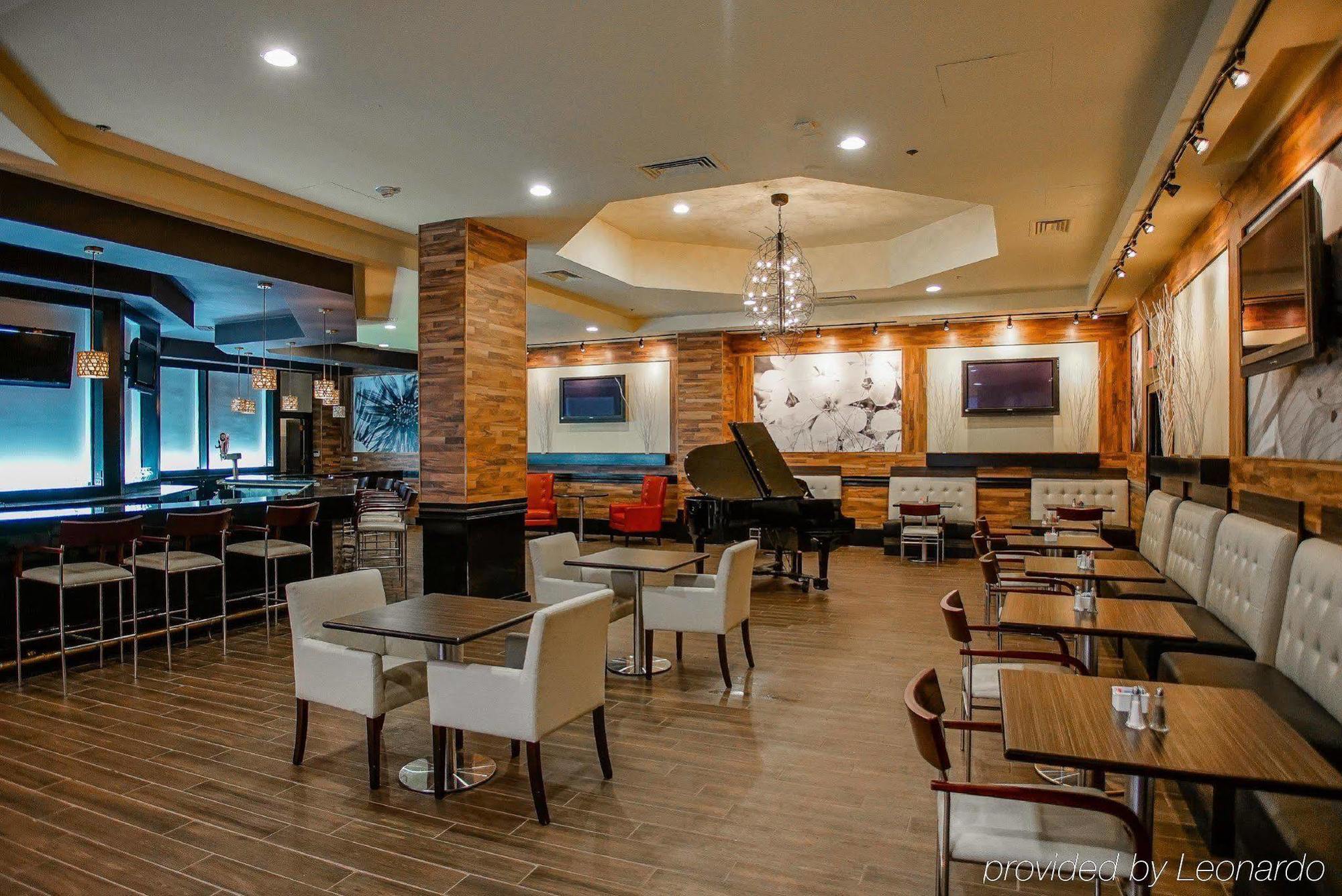 מלון Ramada By Wyndham סאות'פילד מראה חיצוני תמונה