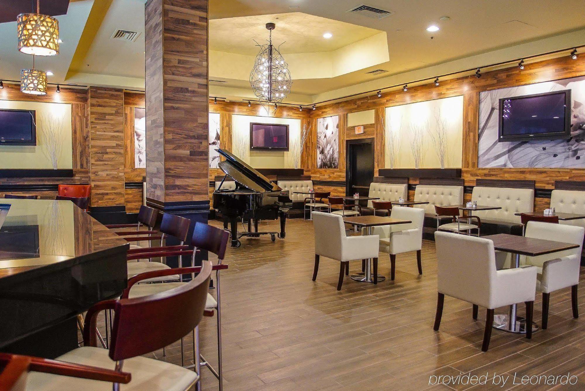 מלון Ramada By Wyndham סאות'פילד מראה חיצוני תמונה