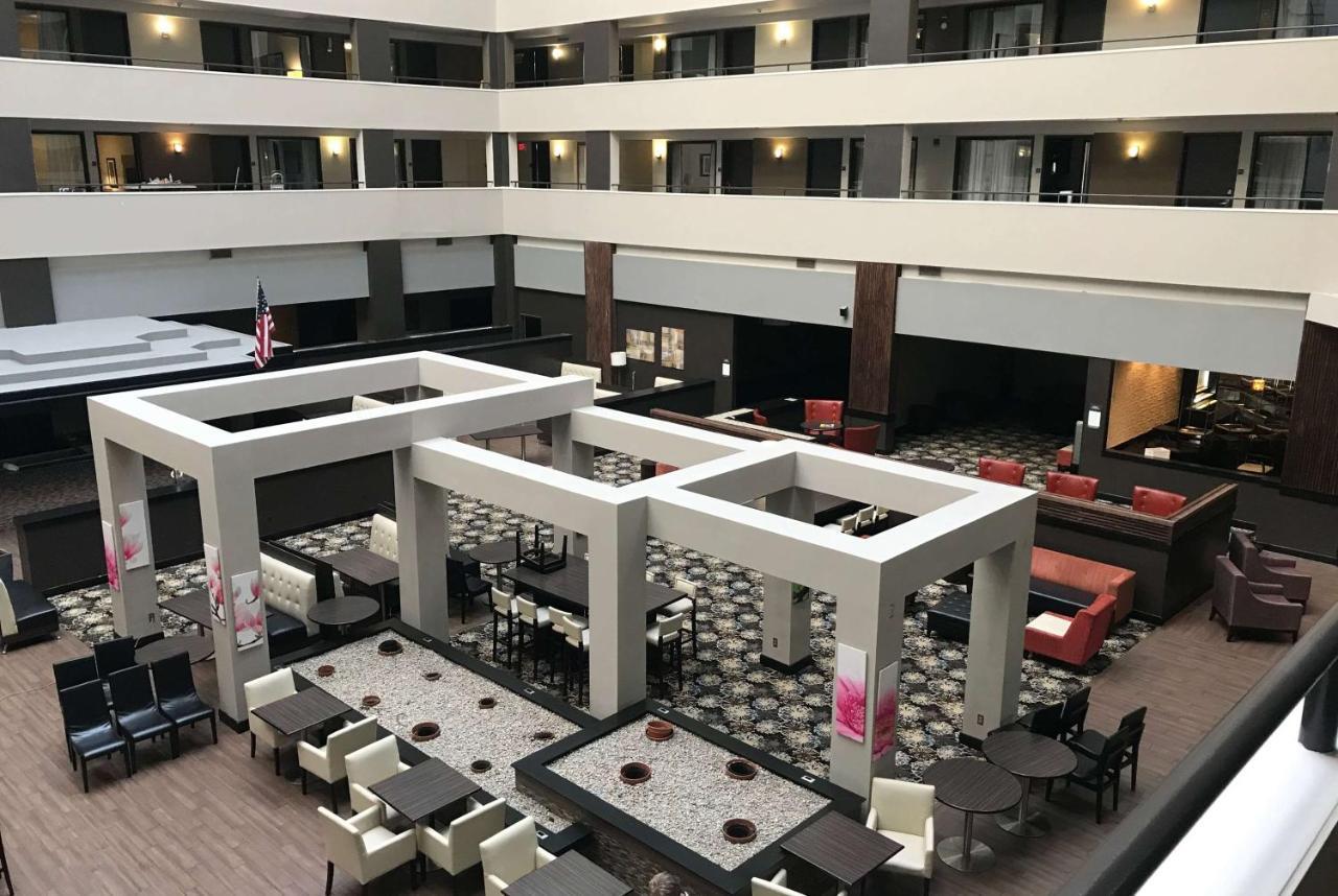 מלון Ramada By Wyndham סאות'פילד מראה חיצוני תמונה